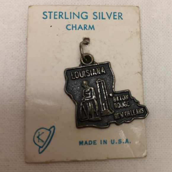 No Brand Jewelry - LOUISIANA Vintage Sterling Silver State Charm USA